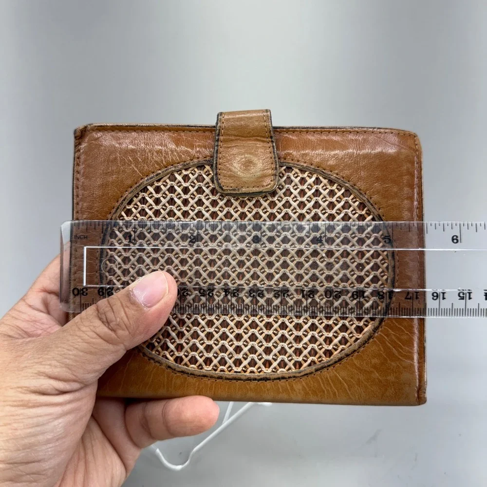 Princess Gardner Bifold Wallet Tan Leather Vintage Woven Kiss Lock